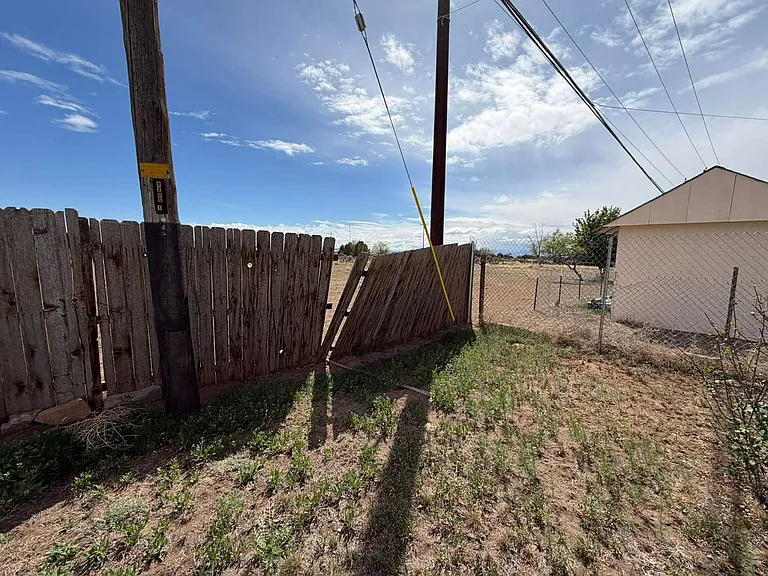 178 W Geneva Dr — Photo 35