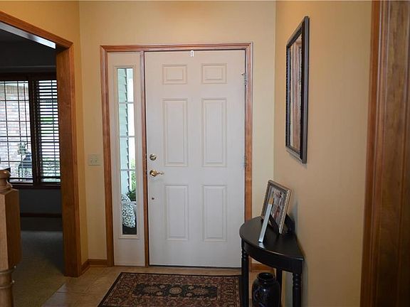 4th image of 4610 Wilshire Dr S