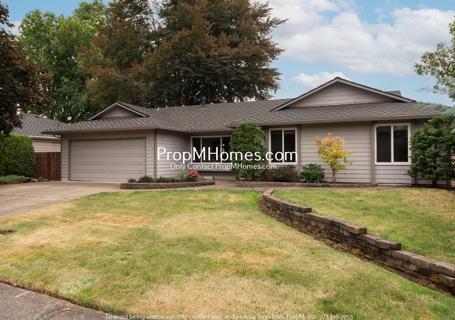Spacious Three Bedroom Home in Desirable Charbonneau! — Photo 2
