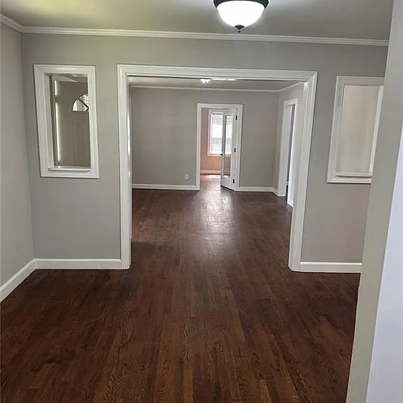 2397 Sandy Plains Rd — Photo 9