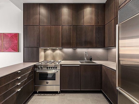 3rd image of 250 Mercer St APT D1003