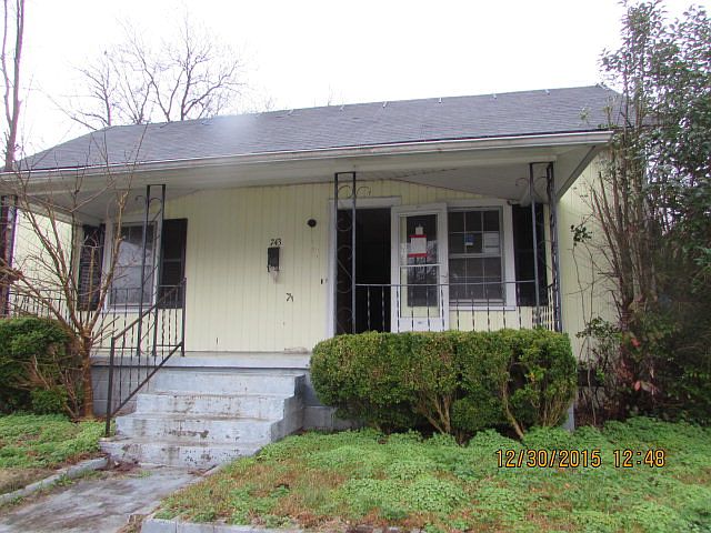 1st image of 743 Columbia Ave