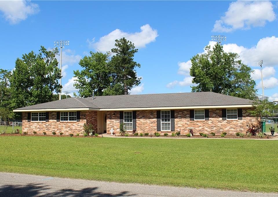 1st image of 434 E Weber Cir