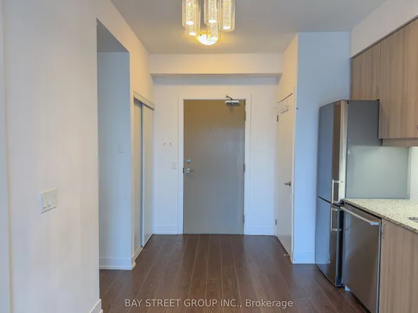 7 Kenaston Gdns, Toronto, ON