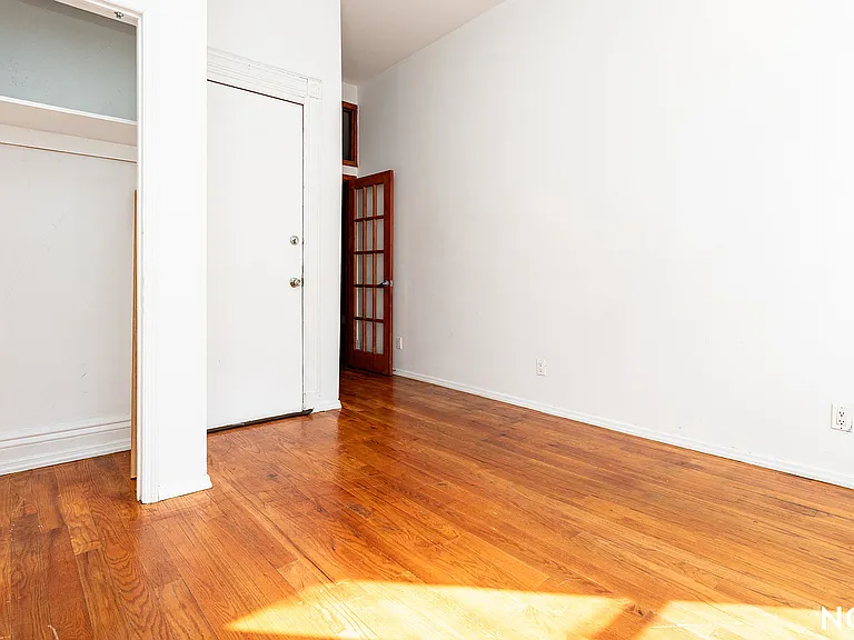 327 Nostrand Ave #4 — Photo 9