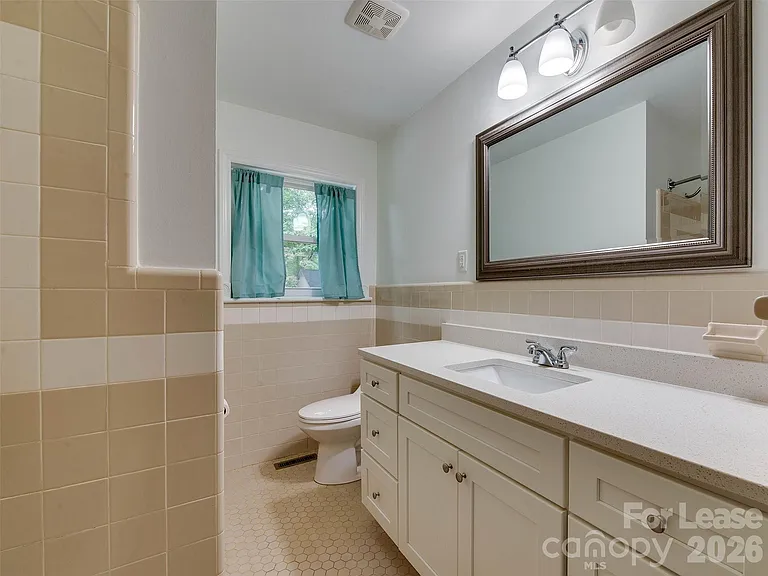 5646 Oak Dr — Photo 20