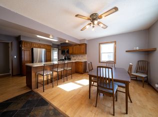 279 Lexington Pkwy S, Saint Paul, MN 55105