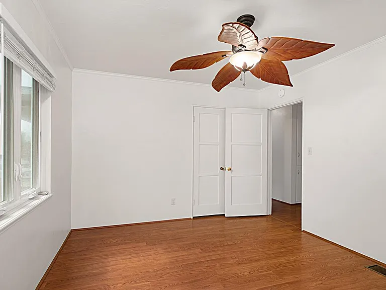 4866 Academy St — Photo 14