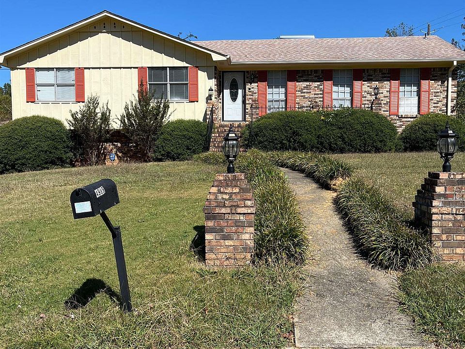 1st image of 4989 Shannon Dr