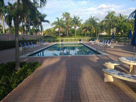 3rd image of 6340 NW 114th Ave APT 107