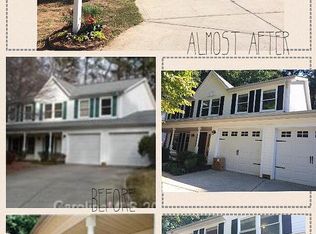 1300 Old Pond Ln, Matthews, NC 28105