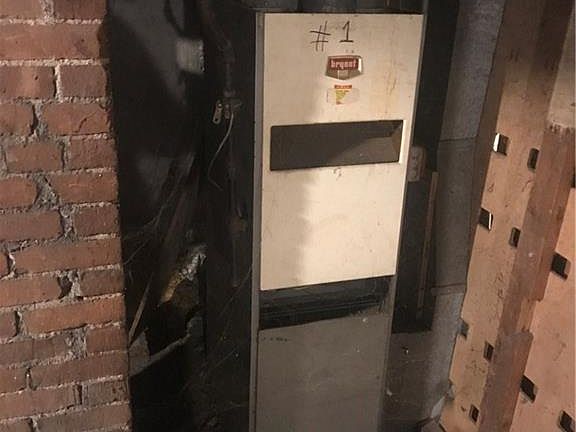 5th image of 266 Colorado Ave