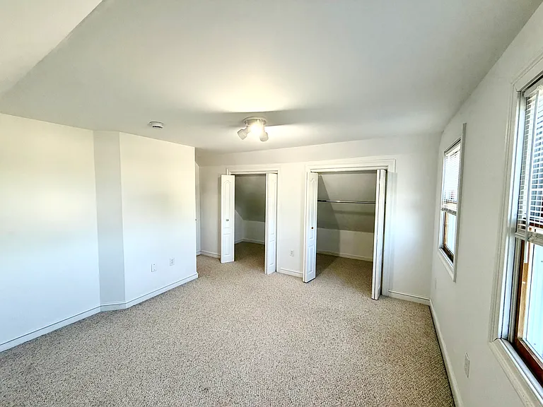 48 Newcomb St #48 — Photo 29