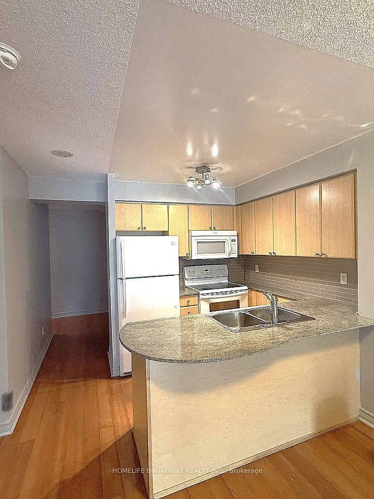 Residences of College Park — Photo 3