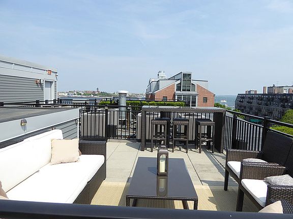 Private Roof Deck