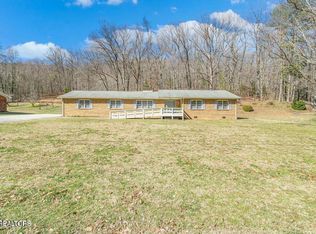 111 McNew Dr, Harriman, TN 37748