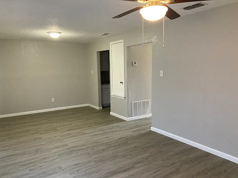 901 Quetzal St #1 — Photo 4