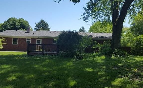 3rd image of 6324 N Parker Ave