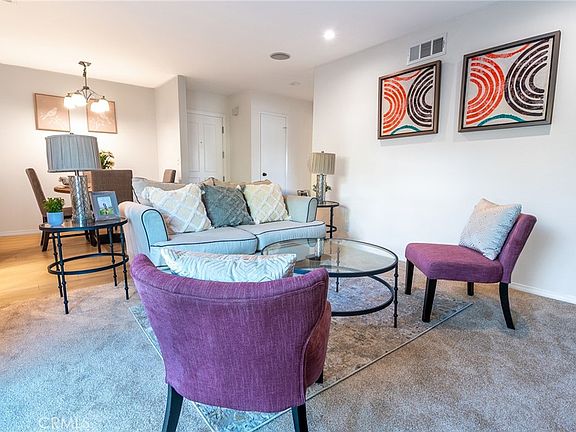 4th image of 6716 Clybourn Ave Unit 238