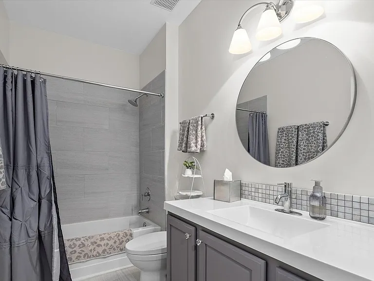 2437 Oneida Ln — Photo 13