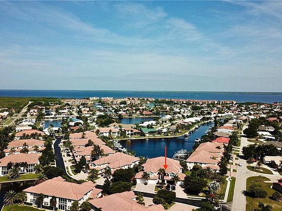 3rd image of 2580 Tarpon Cove Dr APT 912