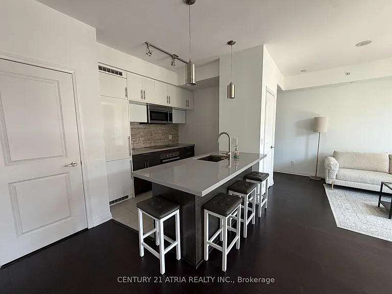 8 Mercer St #1906 — Photo 7