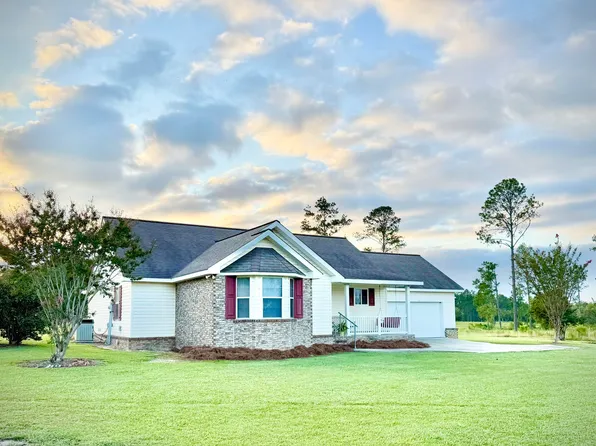 1678 Broxton Hwy, Hazlehurst, GA 31539