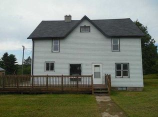 402 Maple Ave, Crystal Falls, MI 49920