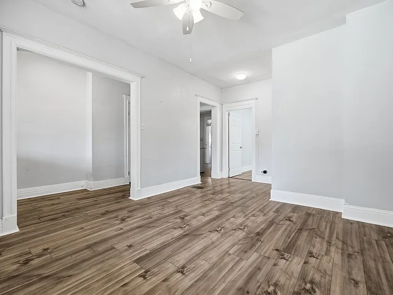 936 N Ogden St — Photo 5