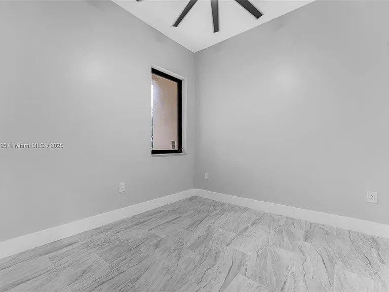 1962 NW 107th St #1958 — Photo 16