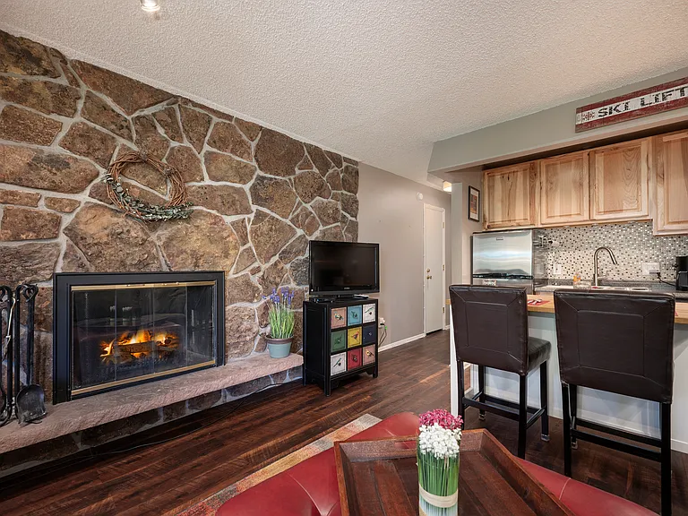 247 Hi Country Dr #11-3 — Photo 8
