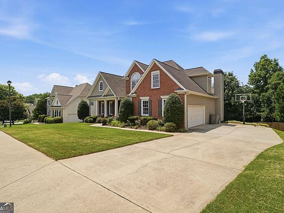 4th image of 4286 Cami Way