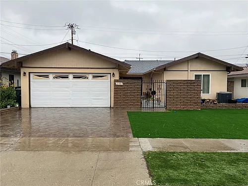 2151 Johnson Ct Photo 1