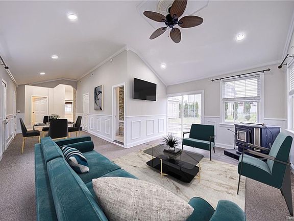 4th image of 7 Sanford Ave