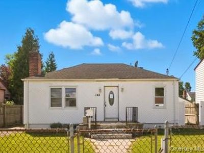 388 Maplegrove Avenue, Uniondale, NY, 11553