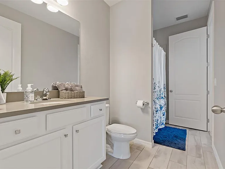 4604 Tobermory Way — Photo 36