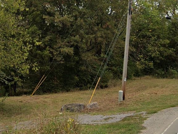 2nd image of 3050 Asbury Rd