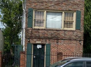 2020 1st St, New Orleans, LA 70113