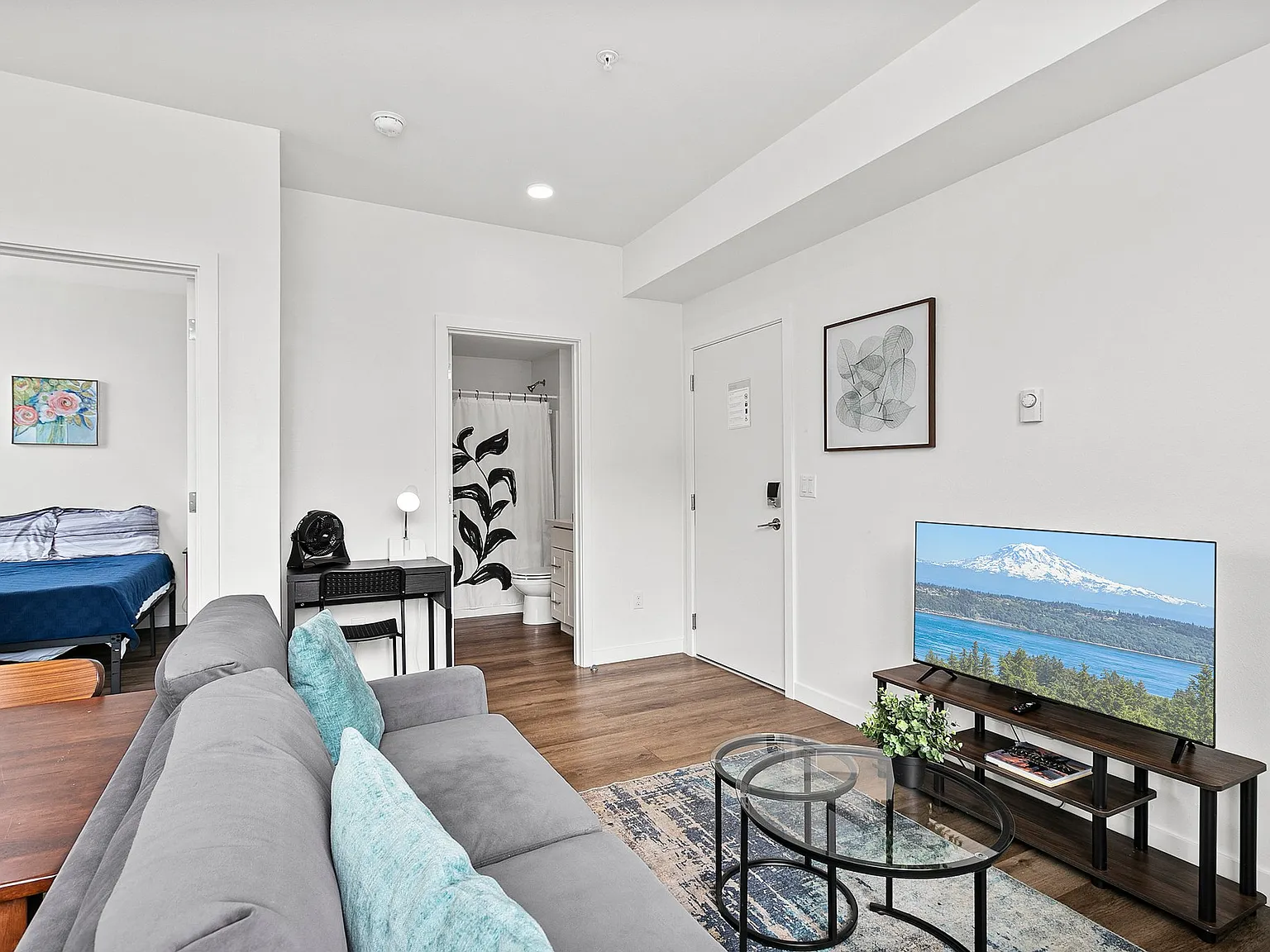 1 bed, 438 sqft, $1,100 — Photo 3