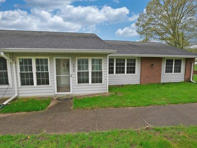 69 Enfield Court #B, Ridge, NY, 11961