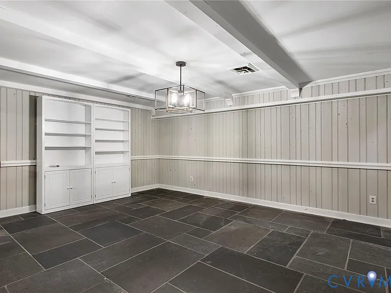 9900 Kingsbridge Rd — Photo 37