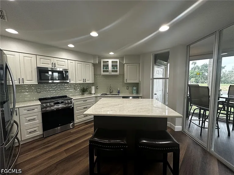 16420 Millstone Cir #106 — Photo 5
