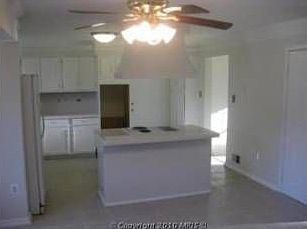5th image of 15408 Beachview Dr