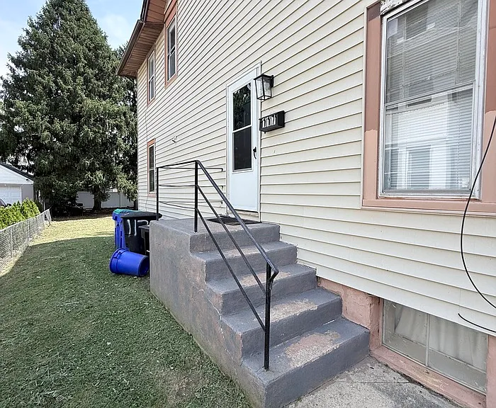 117 N 2nd St #2 — Photo 4
