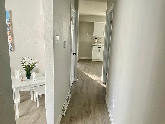 2 bed, 1064 sqft, $1,200 — Photo 4