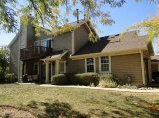 1004 Rockport Dr, Carol Stream, IL 60188