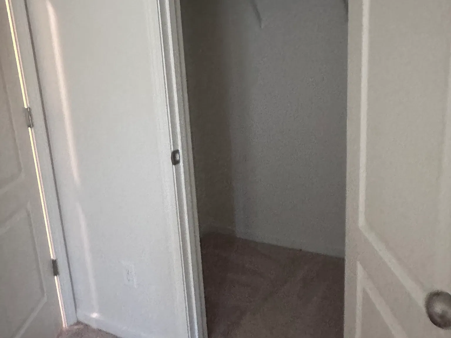 3 bed, 2.5 bath, 2500 sqft, $3,300 — Photo 2