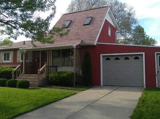 52 Ridgedale Cir, Tonawanda, NY 14150