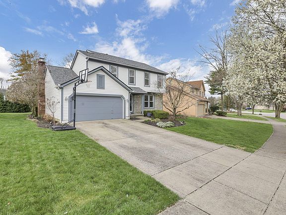 3rd image of 213 Brookhill Dr
