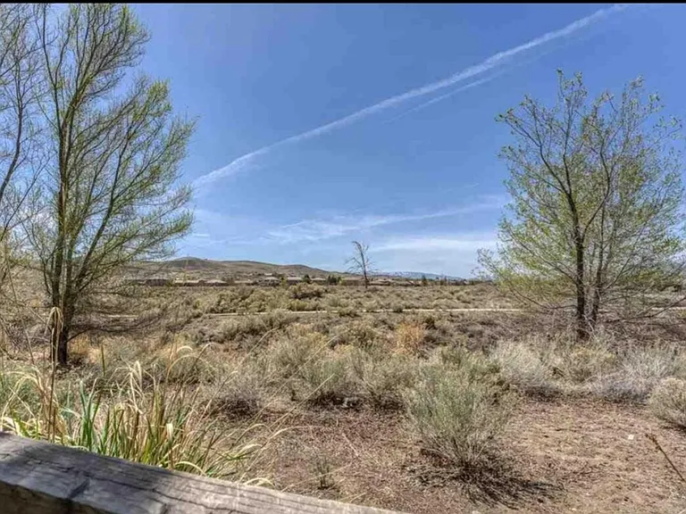 3819 Artadi Dr — Photo 11